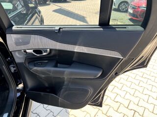 XC90 T8 AWD Ultra Dark 455 ch Bowers Wilkins Attelage Cam&eacute;ra 360&deg; 2024 occasion 69007 Lyon