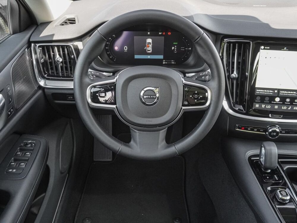 V60 PHEV T8 Plus Dark 455 ch Attelage Cam&eacute;ra 360&deg; Toit Pano Autr 2024 occasion 69007 Lyon