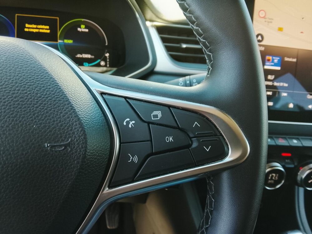 Captur techno fast track E-Tech full hybrid 145 2023 occasion 42240 Unieux