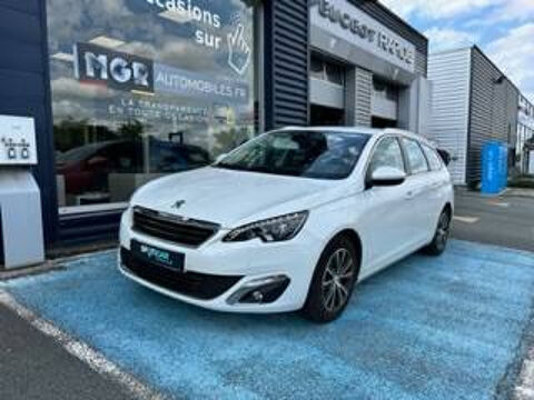 Peugeot 308 SW 1.2 essence 130cv Allure MOTEUR NEUF 2016 occasion Chauvigny 86300