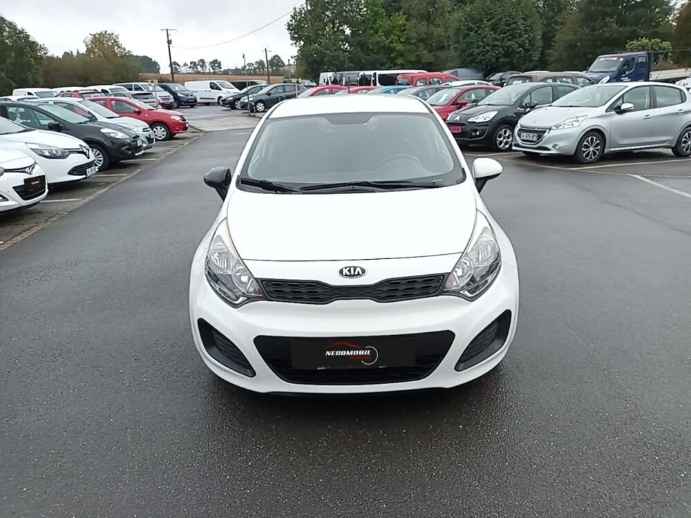 Rio 1.1 CRDI 75ch ISG Active 2014 occasion 35210 Ch&acirc;tillon-en-Vendelais