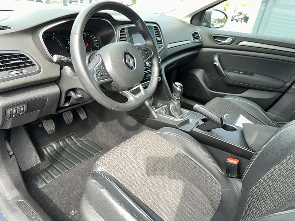 M&eacute;gane Business Blue dCi 115 -21N 2022 occasion 40160 Parentis-en-Born
