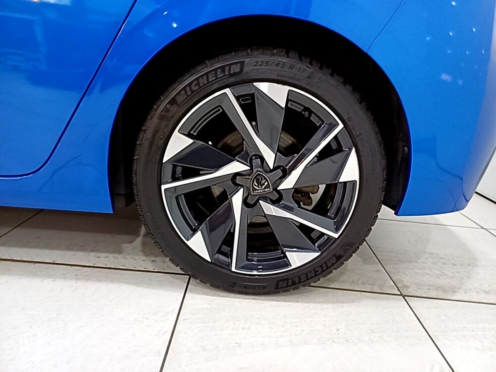 308 BlueHDI 130 AUTO8 ALLURE 2023 occasion 63300 Thiers