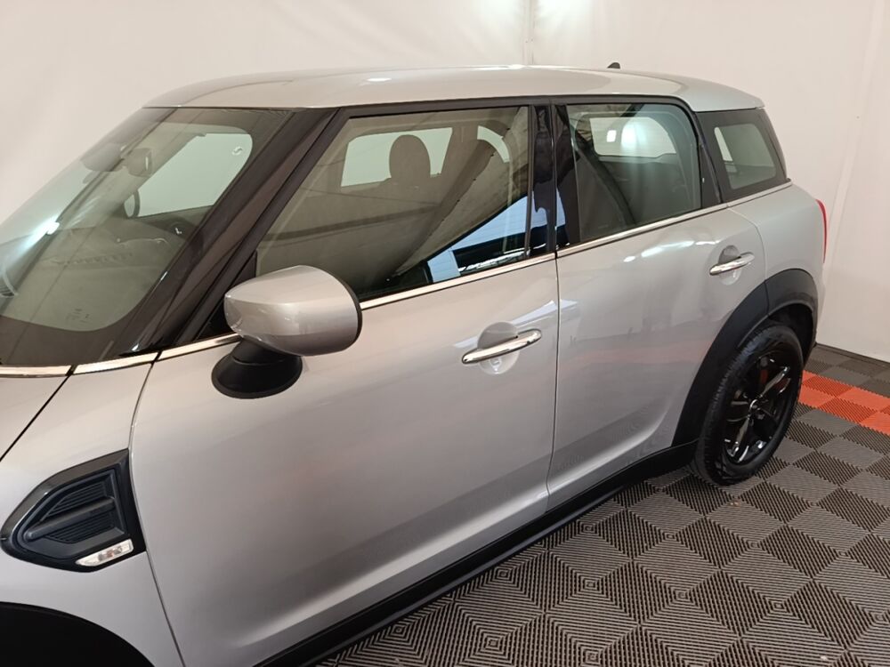 Countryman Cooper Essential 136 ch BVA7 2023 occasion 91580 &Eacute;tr&eacute;chy