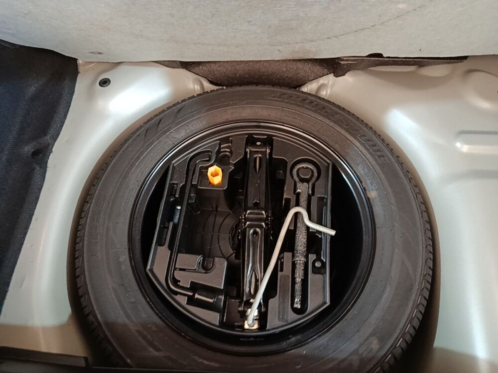 208 Puretech 82 ALLURE 2019 occasion 91580 &Eacute;tr&eacute;chy