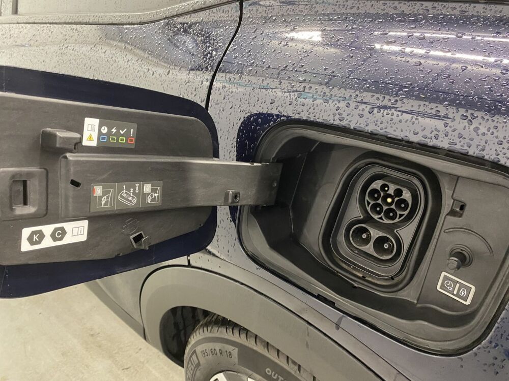 C4 &Eacute;lectrique 156ch 54 kWh Auto MAX 2025 occasion 38550 Saint-Maurice-l'Exil