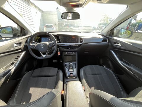Grandland 1.2 Turbo 130 ch Auto DESIGN & TECH 2023 occasion 44150 Saint-G&eacute;r&eacute;on