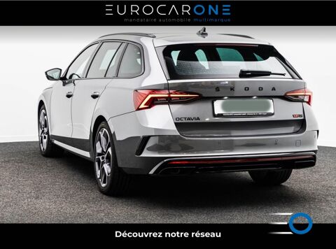Octavia 2.0 TSI RS 245 ch Toit ouvrant Attelage Matrix LED Autres mo 2023 occasion 69007 Lyon