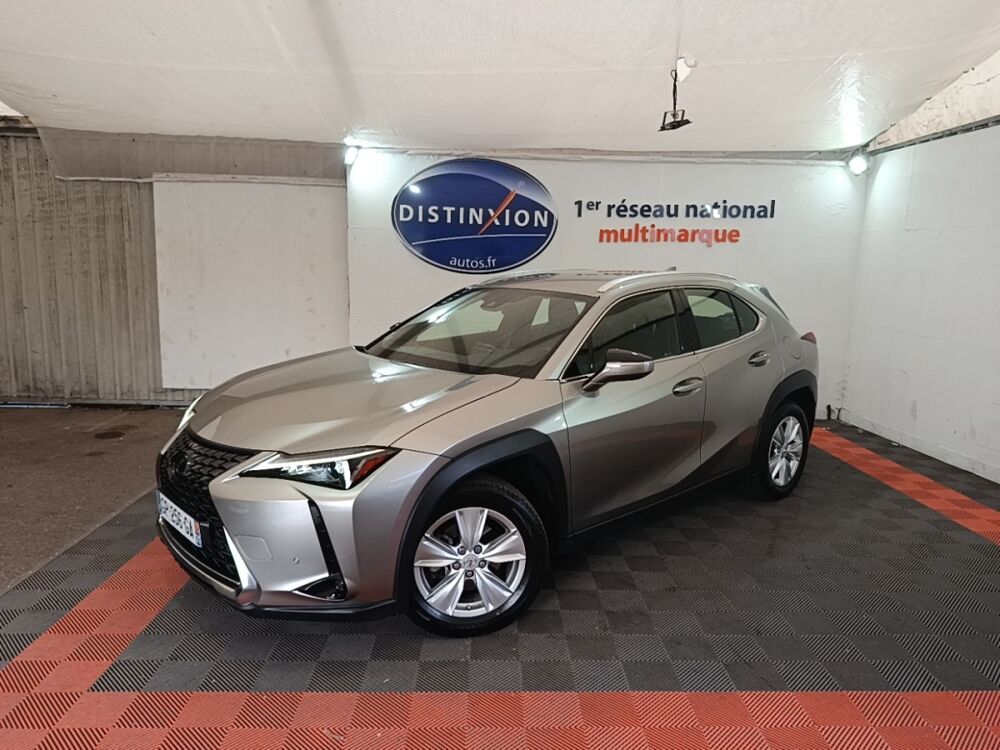 UX 250H 2WD Pack Business 2023 occasion 91580 &Eacute;tr&eacute;chy