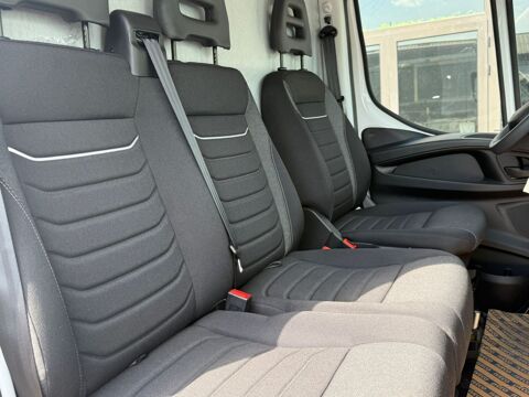 Jumpy 35S18 3.0 V16 Himatic BVA H2 2026 occasion 91580 &Eacute;tr&eacute;chy