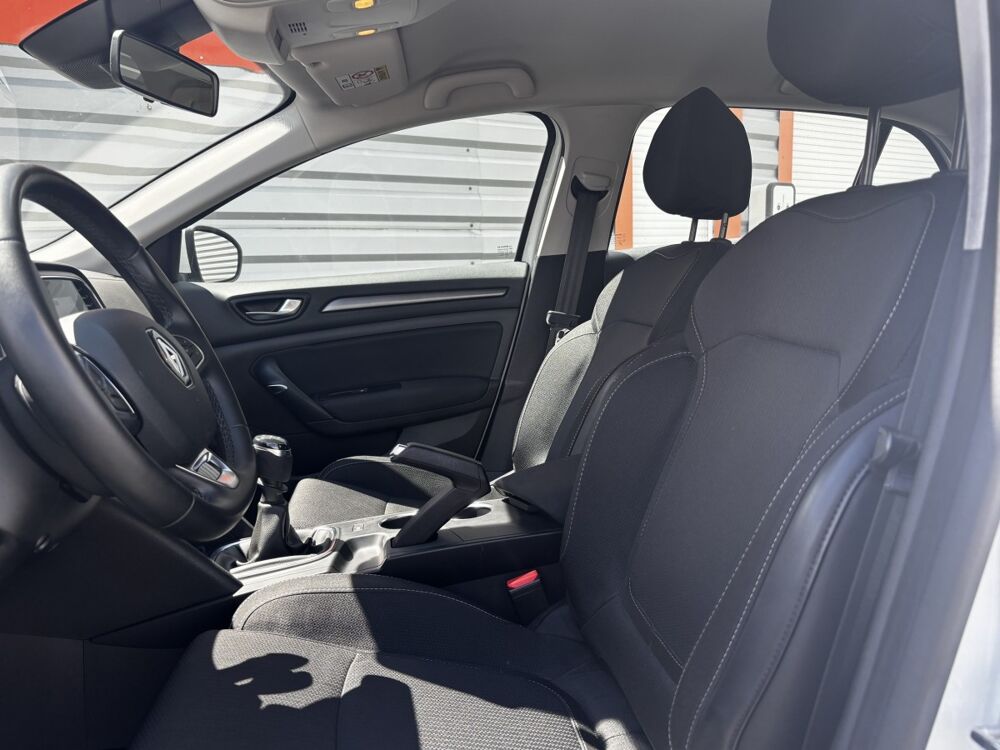 Megane IV Business Blue dCi 115 -21N 2022 occasion 86440 Mign&eacute;-Auxances