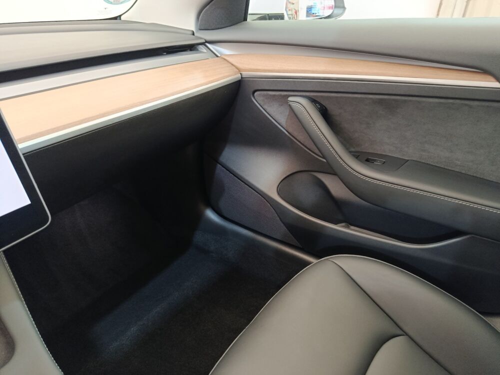Model 3 Grande Autonomie Dual-Motor AWD 2024 occasion 91580 &Eacute;tr&eacute;chy
