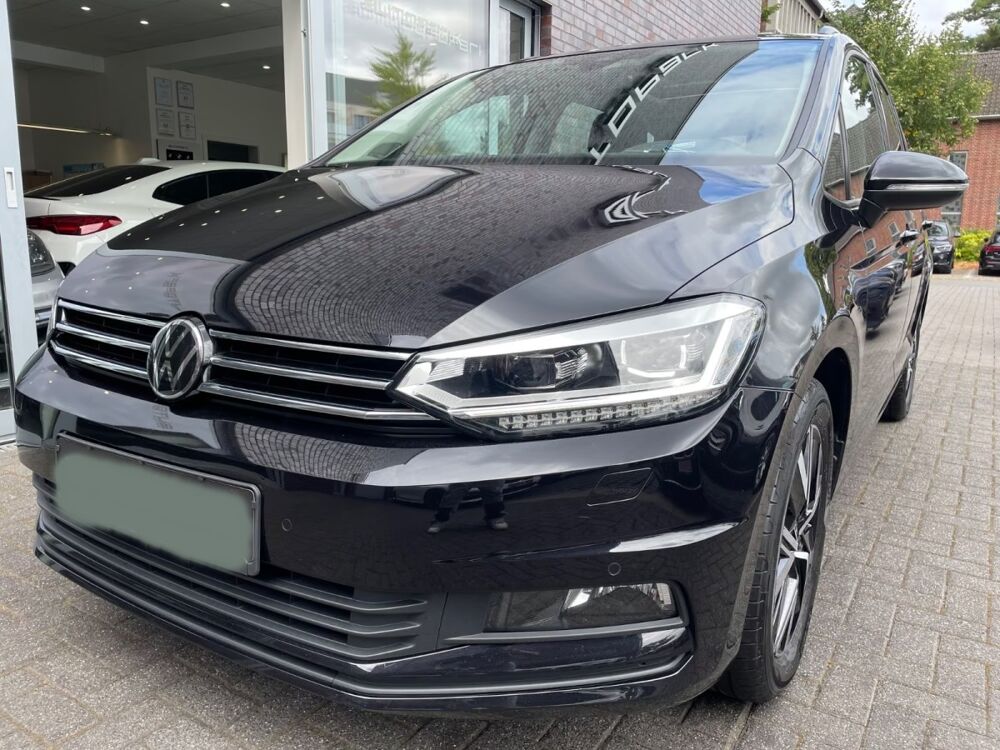 Touran 1.5 TSI Style 7P 150 ch Pack Voyage Attelage Toit Pano Autre 2025 occasion 69007 Lyon
