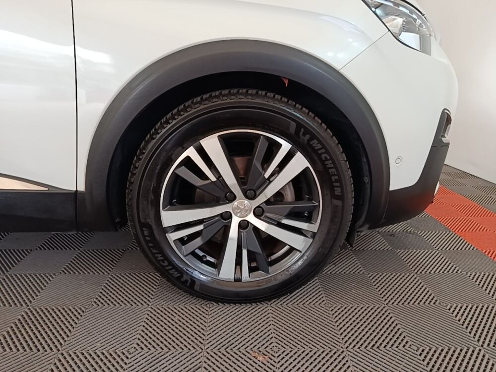 3008 1.2 PURETECH 130 S&S GT LINE 2017 occasion 91580 &Eacute;tr&eacute;chy