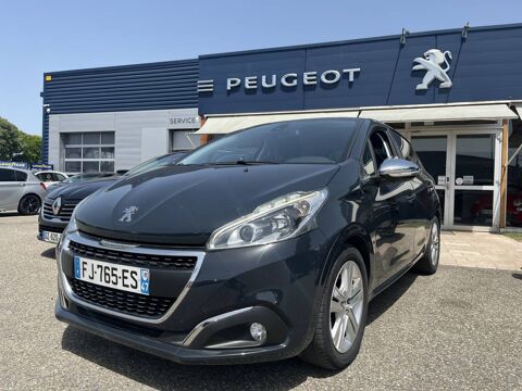 Peugeot 208 Puretech 82 Signature