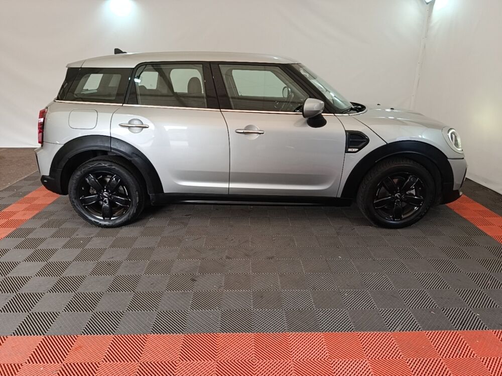 Countryman Cooper Essential 136 ch BVA7 2023 occasion 91580 &Eacute;tr&eacute;chy