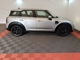 Countryman Cooper Essential 136 ch BVA7 2023 occasion 91580 &Eacute;tr&eacute;chy