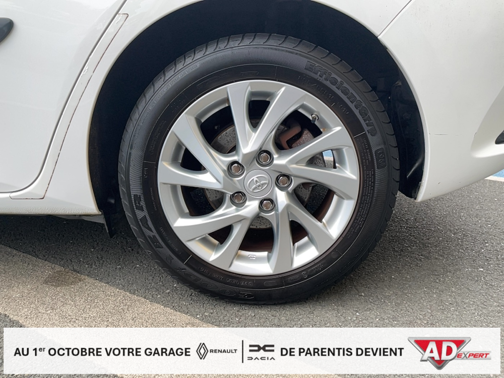 Auris 1.2T Dynamic (new2015) 5 portes (mai 2015) (co2 112) 2015 occasion 40160 Parentis-en-Born