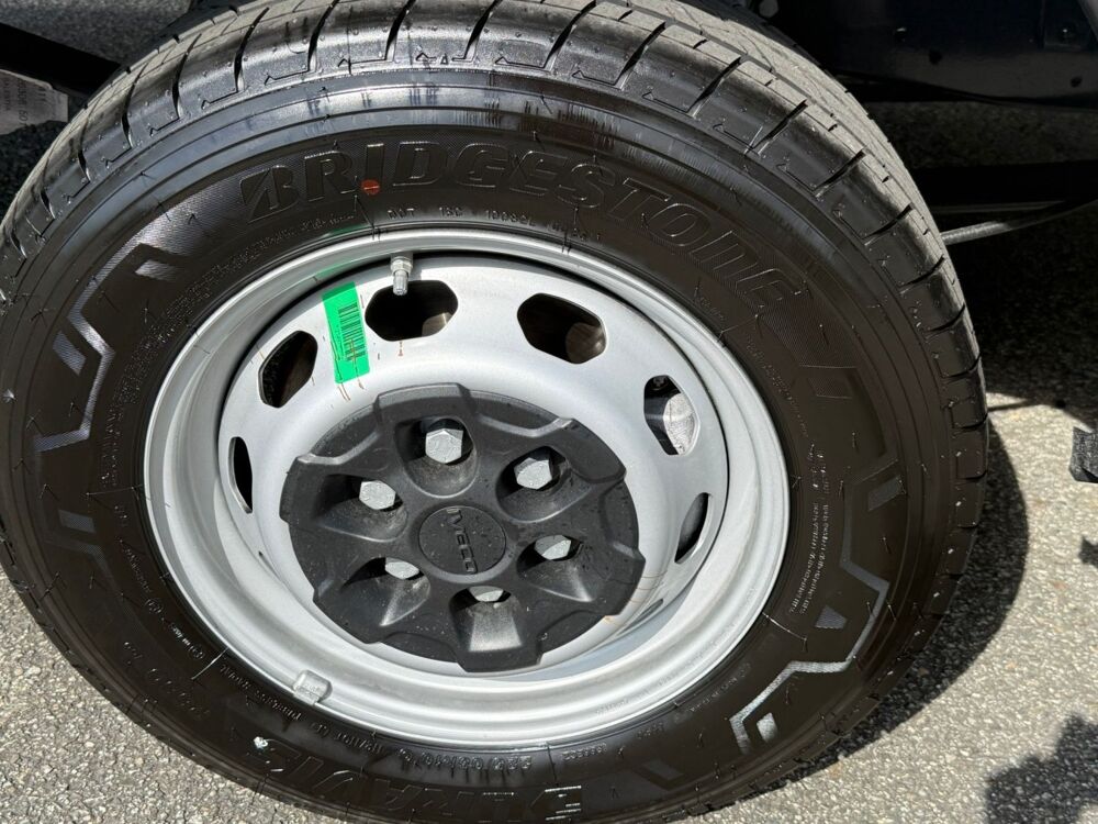 Jumpy 2.3 35S16 V12 Himatic BVA 2026 occasion 91580 &Eacute;tr&eacute;chy