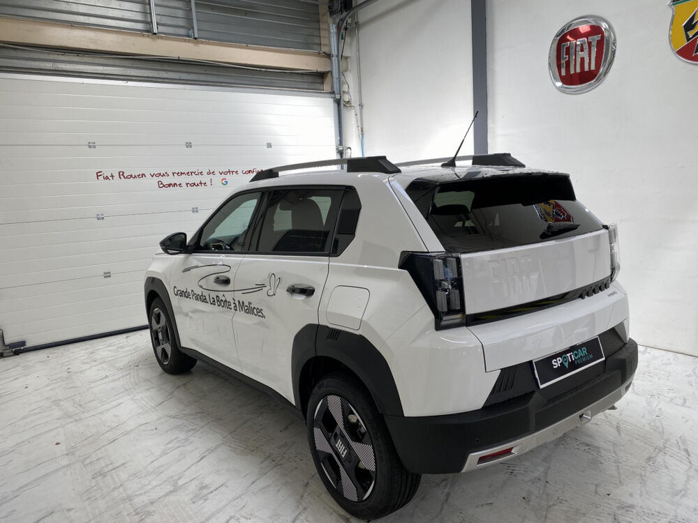 Grande panda T-Gen 3 1.2 Hybrid 110ch DCT6 LA PRIMA 2025 occasion 76360 Barentin