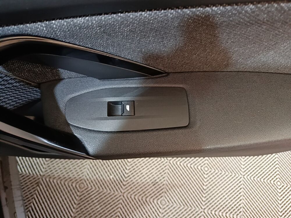 X1 sDrive18i Business Design DKG7 2023 occasion 91580 &Eacute;tr&eacute;chy