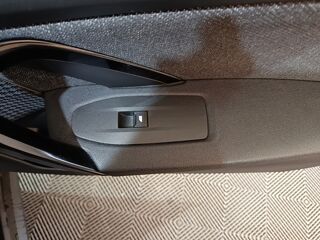 X1 sDrive18i Business Design DKG7 2023 occasion 91580 &Eacute;tr&eacute;chy