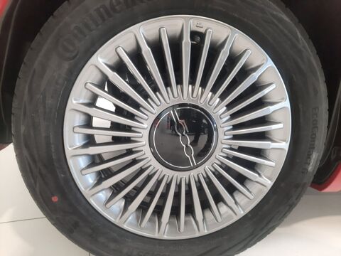 500 E BEV 24KWH C (RED) 2024 occasion 76360 Barentin