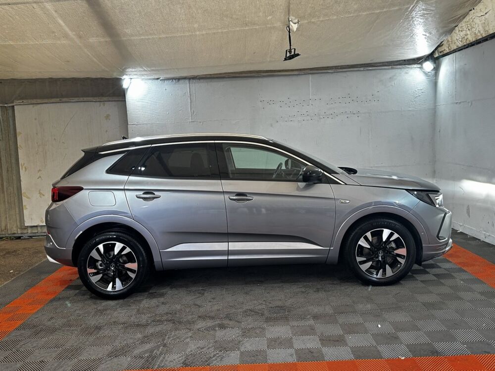 Grandland 1.5 Diesel 130 ch Automatique ULTIMATE 2022 occasion 91580 &Eacute;tr&eacute;chy