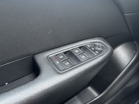 Arkana Evolution mild hybrid 140 EDC -22 2023 occasion 86440 Mign&eacute;-Auxances