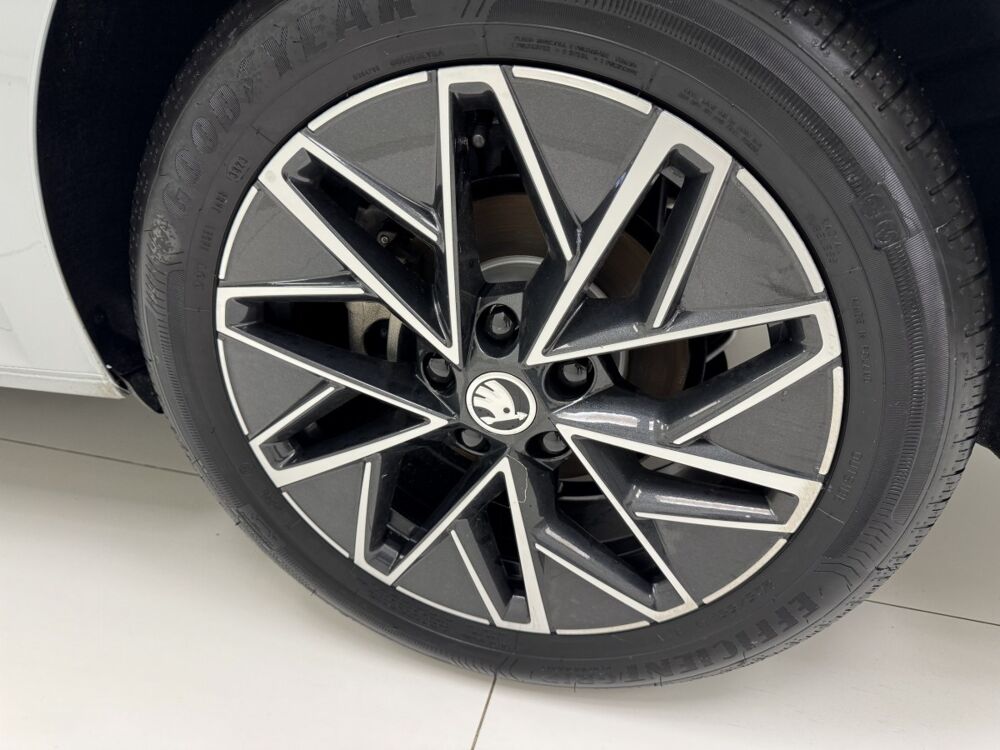 Octavia 1.4 TSI PHEV iV 204 DSG6e Sportline 2023 occasion 76360 Barentin