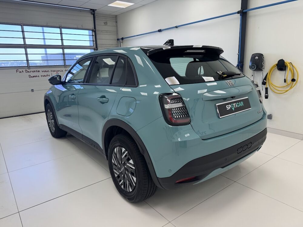 Fiat 600 1.2 Hybrid 100 DCT6 Pack Confort 2024 occasion 76360 Barentin