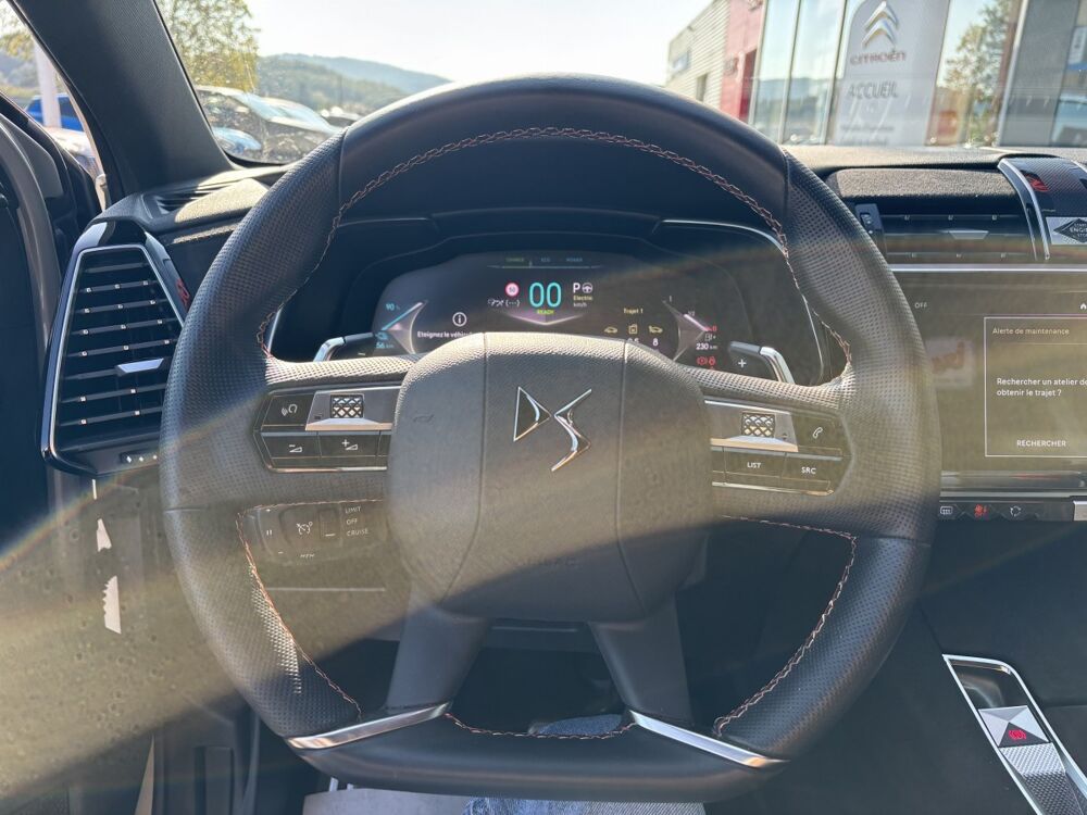 DS7 E-TENSE 4x4 300 PERFORMANCE LINE + 2024 occasion 38460 Cr&eacute;mieu