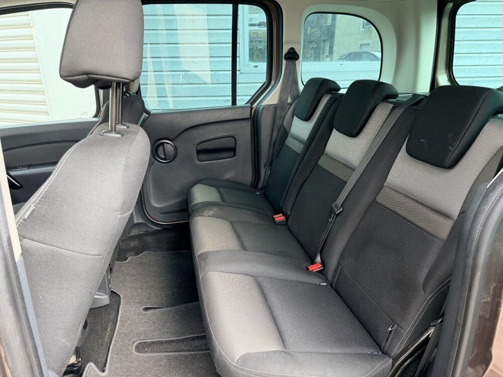 Kangoo dCi 115 limited 2020 occasion 53210 Soulg&eacute;-sur-Ouette