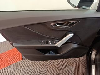 Q2 35 TFSI 150 S Tronic S Line 2021 occasion 91580 &Eacute;tr&eacute;chy