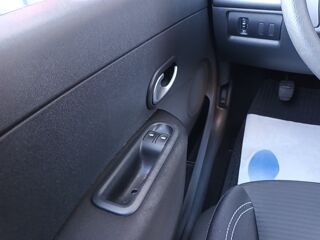 Clio Authentique 1.2 16v 75 Eco2 2014 occasion 35210 Ch&acirc;tillon-en-Vendelais