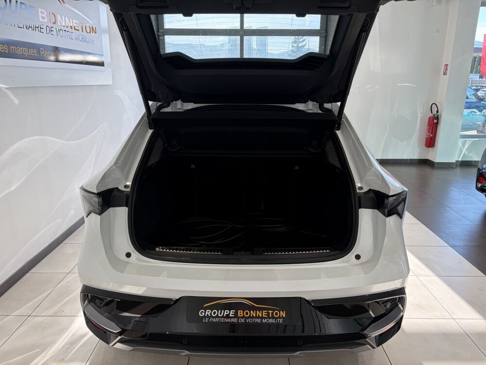 Rafale Atelier Alpine hybrid E-Tech 4x4 300 26 2026 occasion 38370 Saint-Clair-du-Rh&ocirc;ne