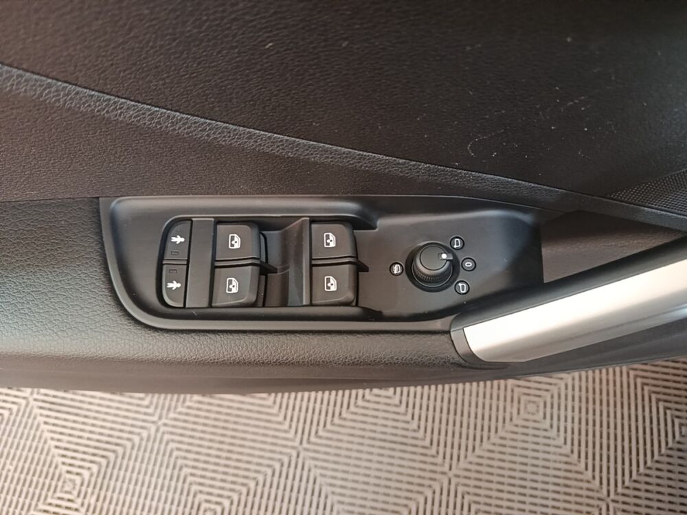 Q2 30 TDI 116 S Tronic Business Line 2023 occasion 91580 &Eacute;tr&eacute;chy