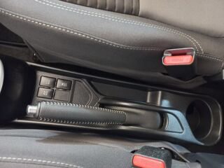 Yaris 1.5 VVT-I HYBRID France Business 2019 occasion 91580 &Eacute;tr&eacute;chy
