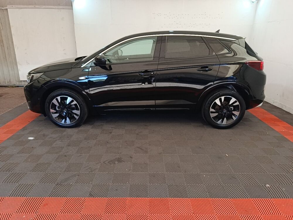Grandland 1.5 Diesel 130ch Auto ELEGANCE BUSINESS 2023 occasion 91580 &Eacute;tr&eacute;chy