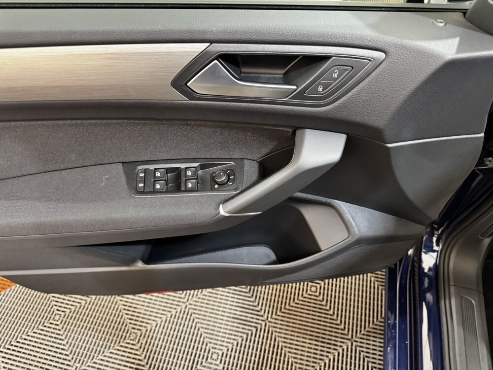 Touran 1.5 TSI EVO 150 DSG7 Life Plus 7 Places 2024 occasion 91580 &Eacute;tr&eacute;chy