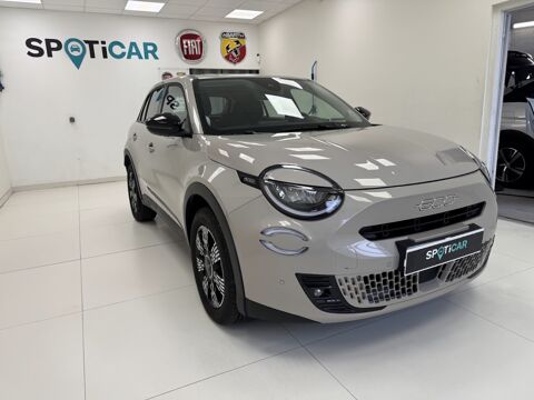 Fiat 600 1.2 Hybrid 136 DCT6 Pack Confort & Style 2025 occasion 76360 Barentin
