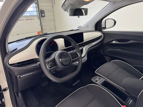 500 24kWh 2023 occasion 76360 Barentin