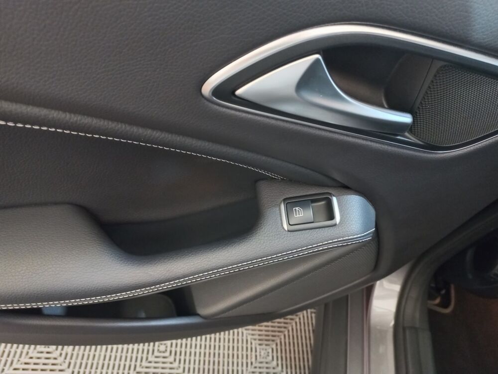 Classe GLA GLA 180 Business Edition BVA7 2019 occasion 91580 &Eacute;tr&eacute;chy