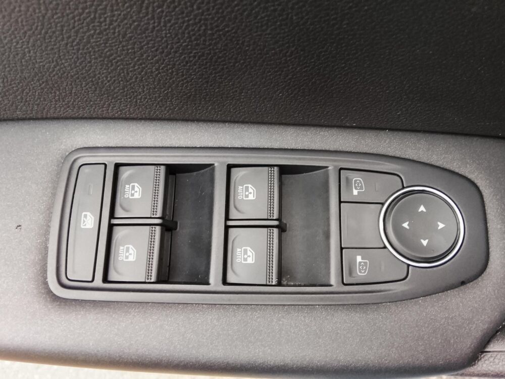 Captur Business E-Tech hybride 145 -21 2022 occasion 42240 Unieux