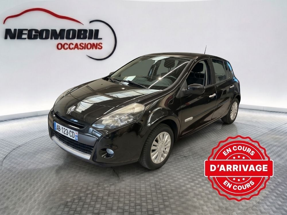 Clio Expression Clim 1.2 TCE 100 Eco2 2010 occasion 35210 Ch&acirc;tillon-en-Vendelais