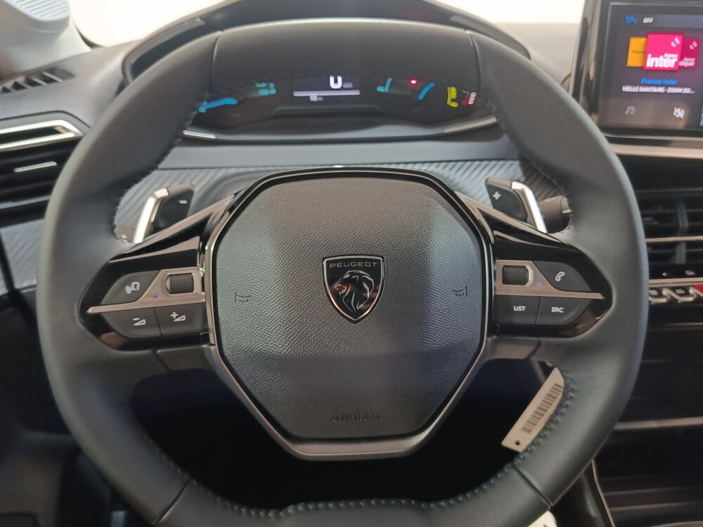 208 Hybrid 100 e-DCS6 Style 2025 occasion 91580 &Eacute;tr&eacute;chy