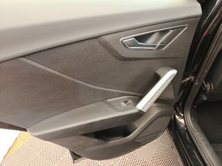 Q2 35 TFSI 150 S Tronic S Line 2021 occasion 91580 &Eacute;tr&eacute;chy