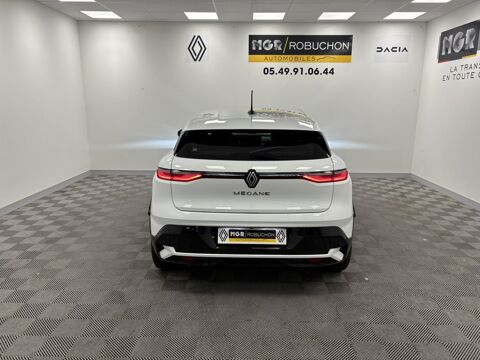 M&eacute;gane equilibre EV40 130ch standard charge 2022 occasion 86500 Montmorillon