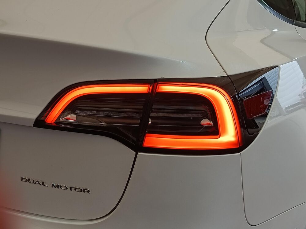 Model 3 Grande Autonomie 2022 occasion 91580 &Eacute;tr&eacute;chy