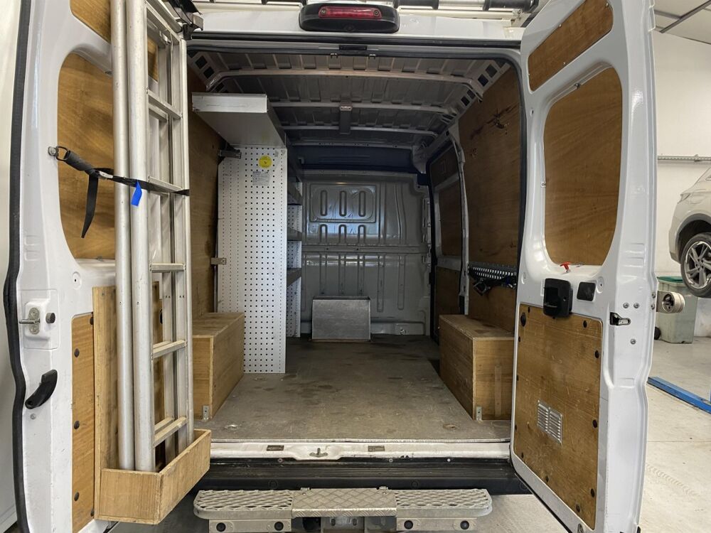 Jumpy BlueHDi 140 S&S ASPHALT 333 L2H2 2022 occasion 38550 Saint-Maurice-l'Exil